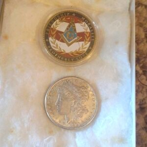 Freemason Collectable+Bonus